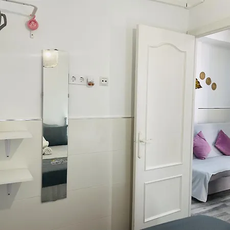 Apartment Panama 1 *